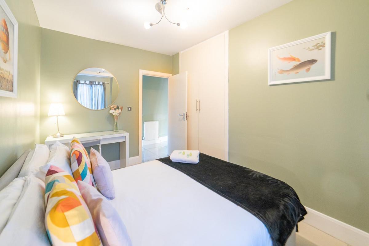 Apartment Central Londra Dış mekan fotoğraf